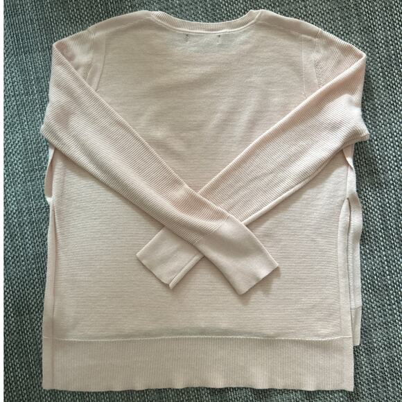 BANANA REPUBLIC Pima Cotton Crewneck Split Sides Cashmere Sweater Petal Pink PM - Picture 2 of 5